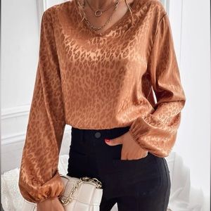 Silk leopard print blouse